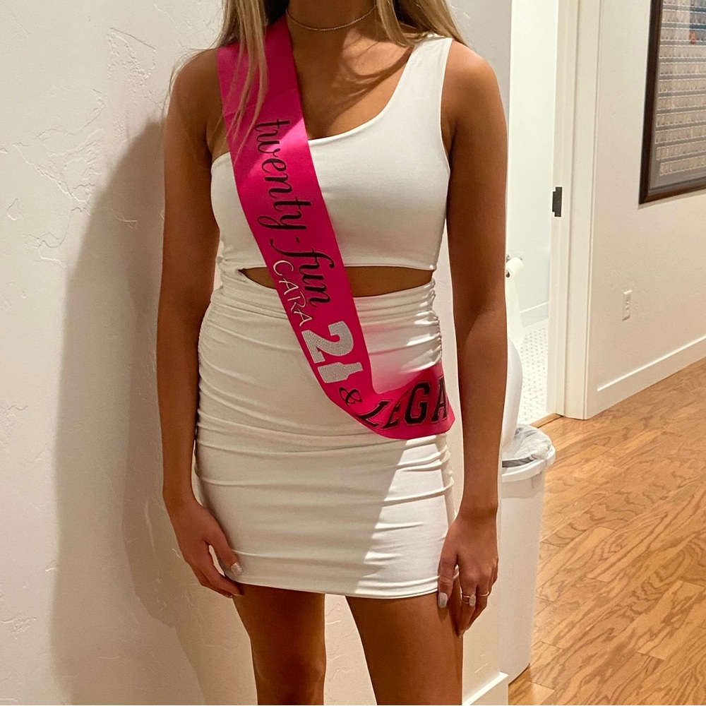 M shein white dress